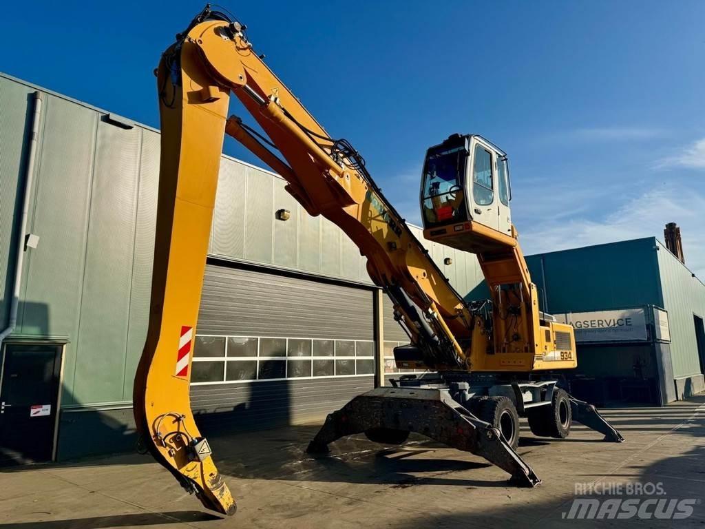 Liebherr A 934 C Waste / Industry Handlers