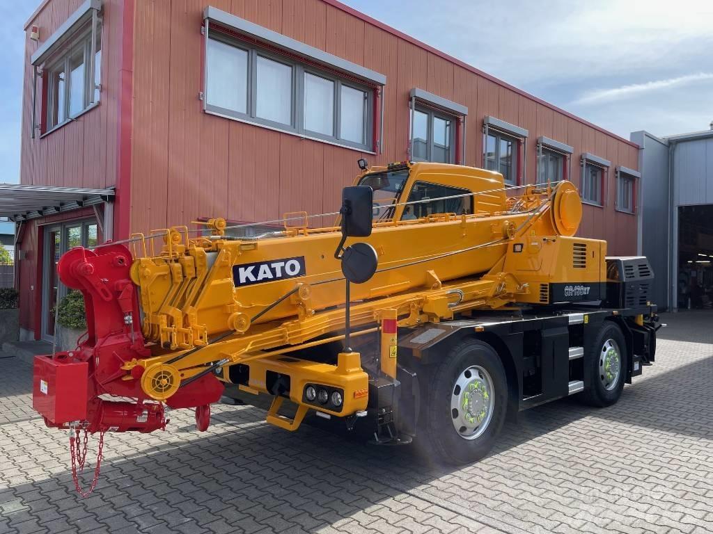 Kato CR-130Rv Rough Terrain Cranes