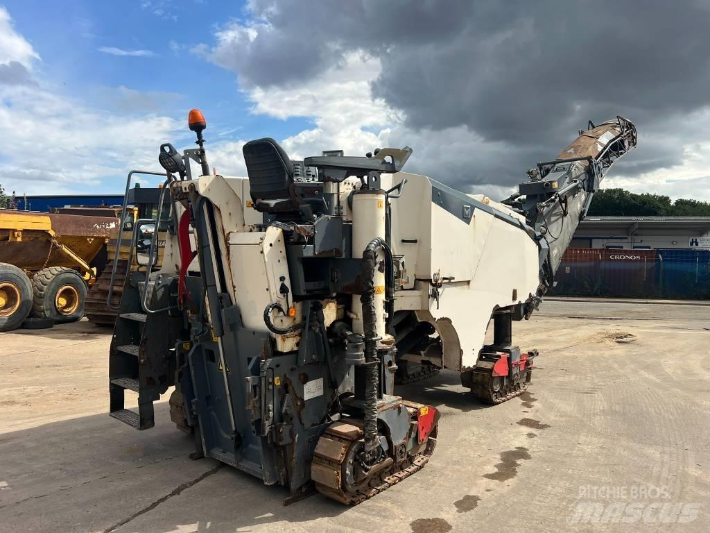 Wirtgen W100CFI Asphalt cold milling machines