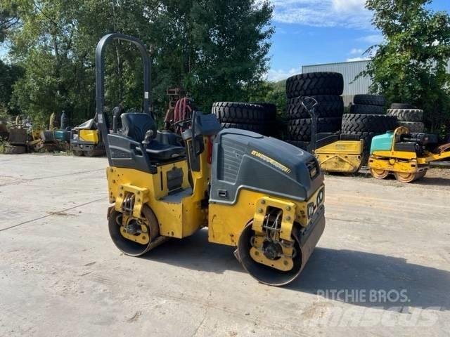 Bomag BW 100 AD M-5 Twin drum rollers