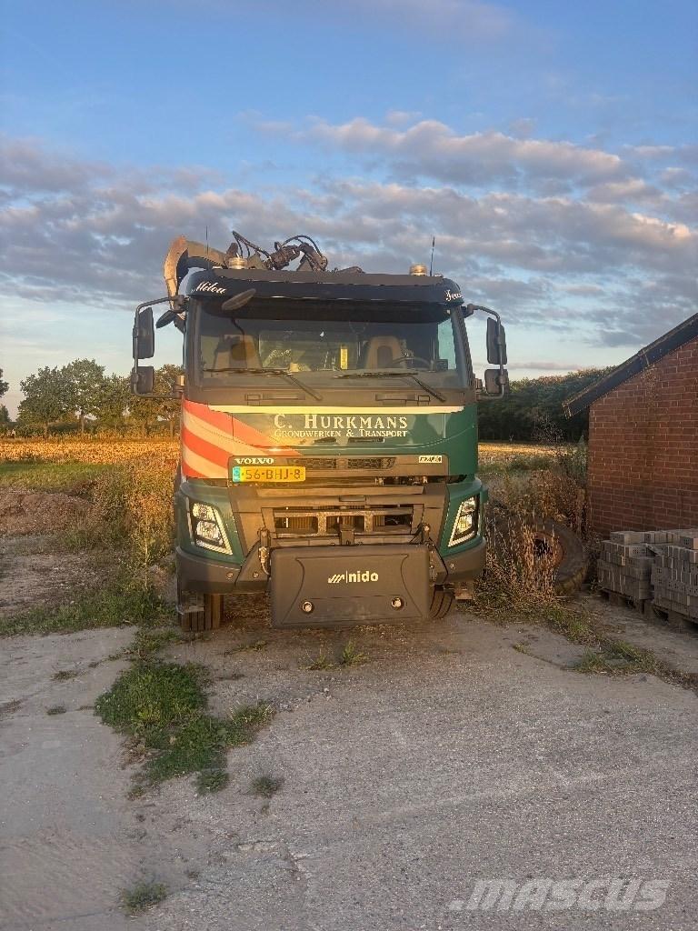 Volvo FMX 370 Dump Trucks