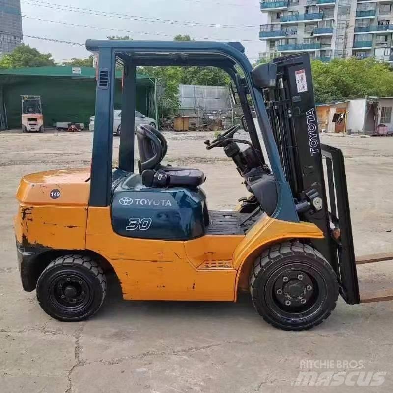 Toyota FD 30 Diesel Forklifts