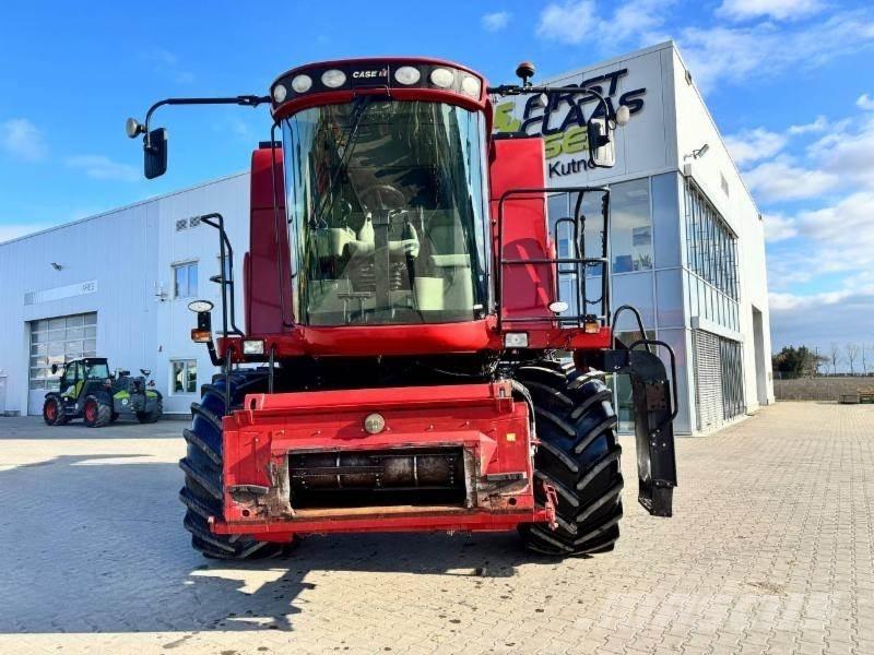 Case IH AF 5088 Combine Harvesters