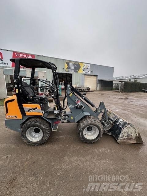 GiANT G2200 HD Wheel Loaders