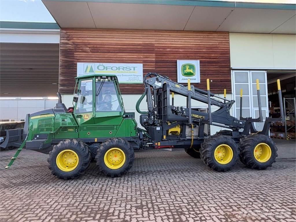 John Deere 1110 G Forwarders