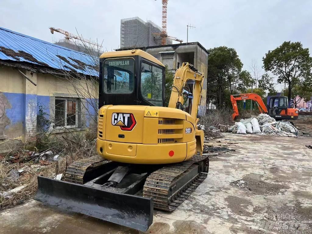 CAT 303c Mini Excavators <7t (Mini Diggers)
