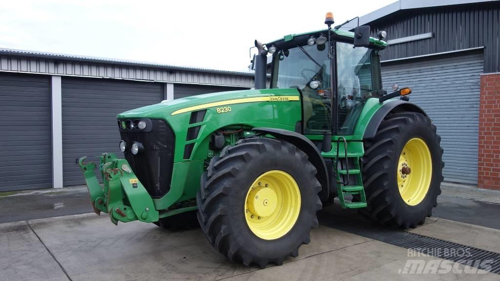 John Deere 8230 ILS Tractors