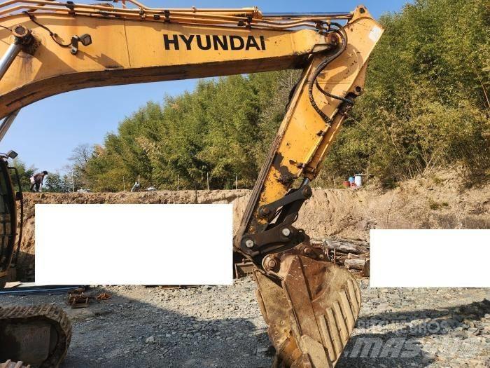 Hyundai Robex 220 LC Crawler Excavators