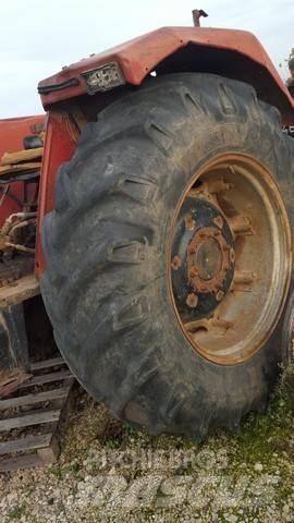  Pneus 18.4-34 Tires, wheels and rims