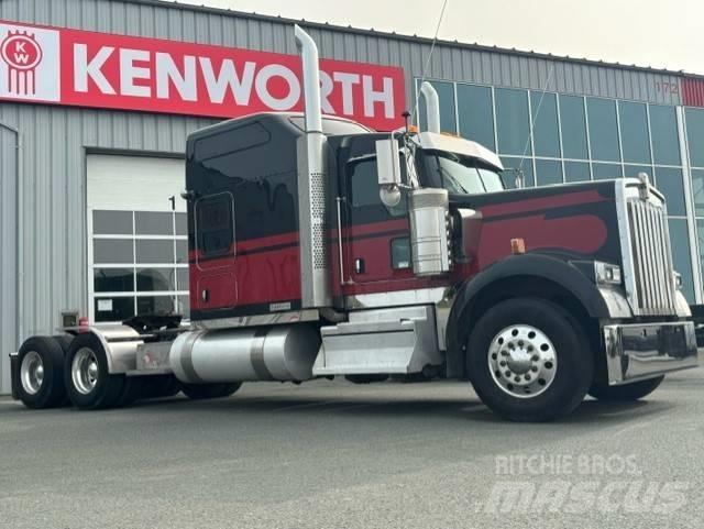Kenworth W 900 B Conventional Trucks / Tractor Trucks