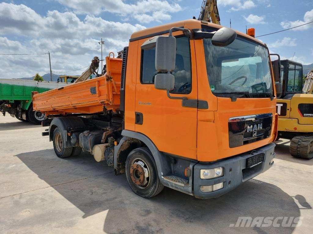 MAN 8.180 Dump Trucks