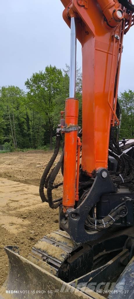 Hitachi Zaxis 85 USB Mini excavators  7t - 12t