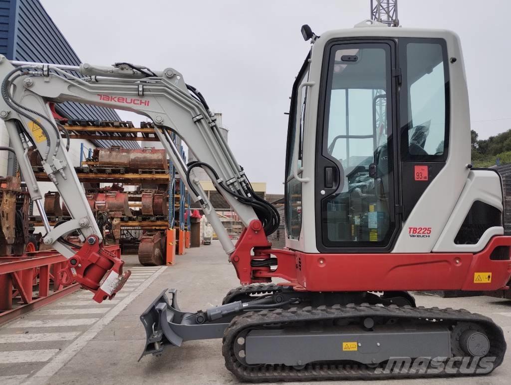 Takeuchi TB 225 Mini excavators < 7t (Mini diggers)