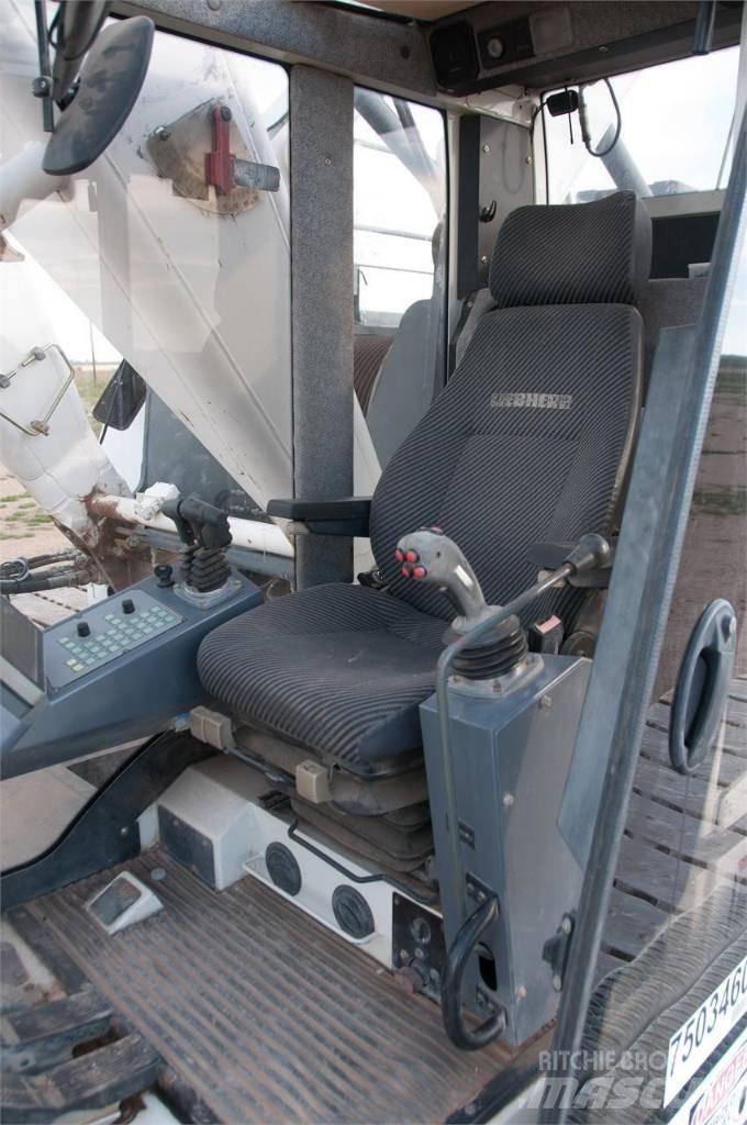 Liebherr LR 1200 Crawler Cranes
