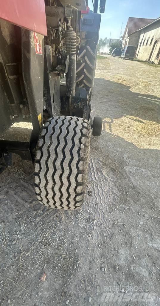 Case IH RB 464 Round Balers