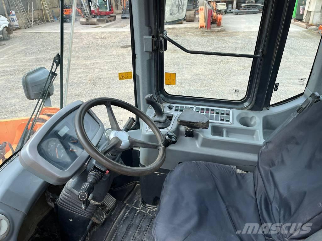 Doosan DL 200 Wheel Loaders