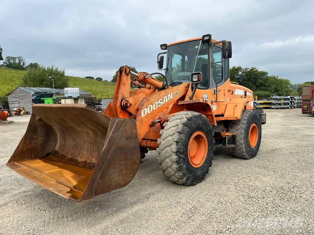 Doosan DL 200 Wheel Loaders