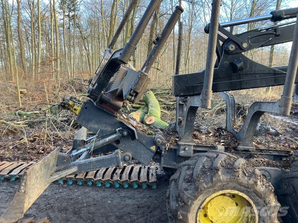 John Deere 1210 G Forwarders