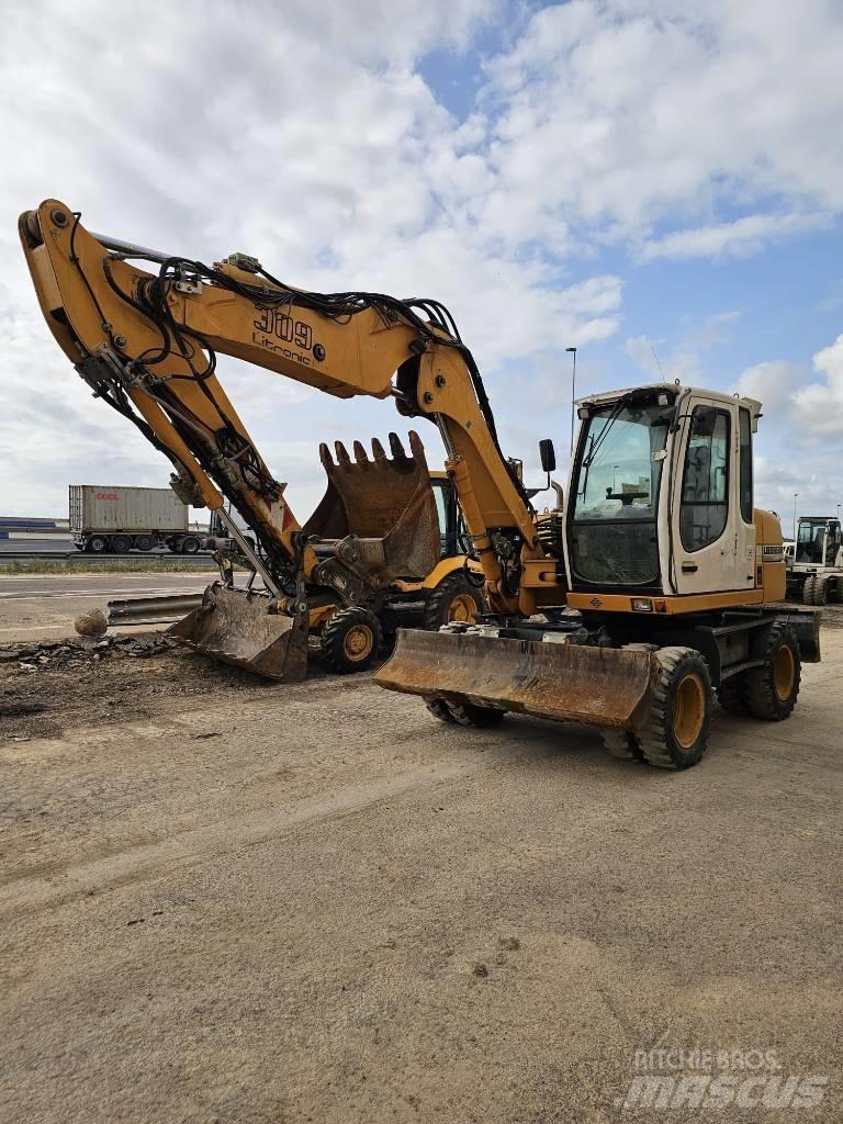 Liebherr A 309 Wheeled Excavators