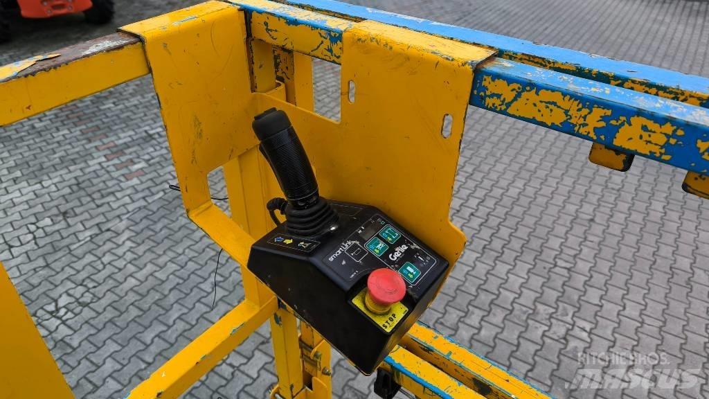 Genie GS 4069 DC Scissor Lifts