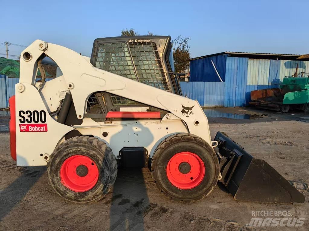 Bobcat S 300 Skid Steer Loaders