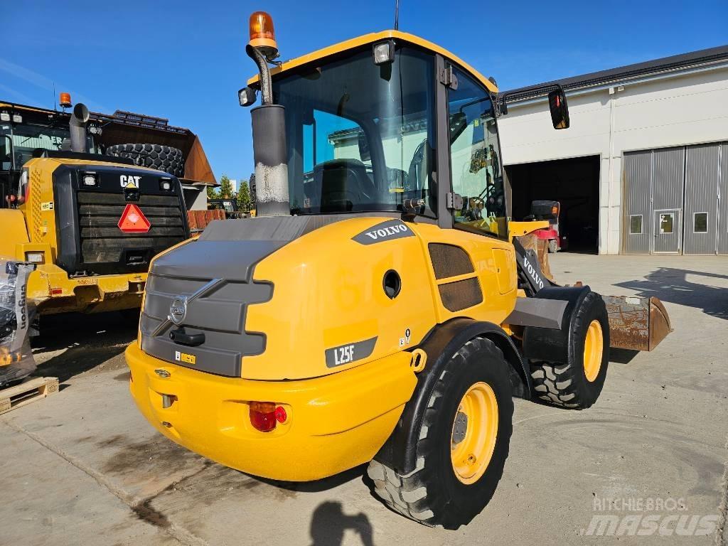 Volvo L 25 F Wheel Loaders