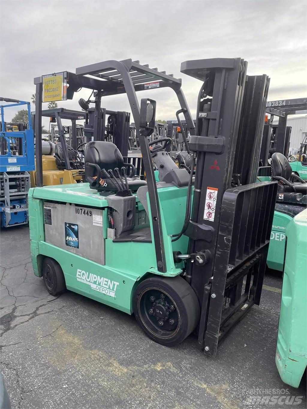 Mitsubishi FBC30N Electric Forklifts