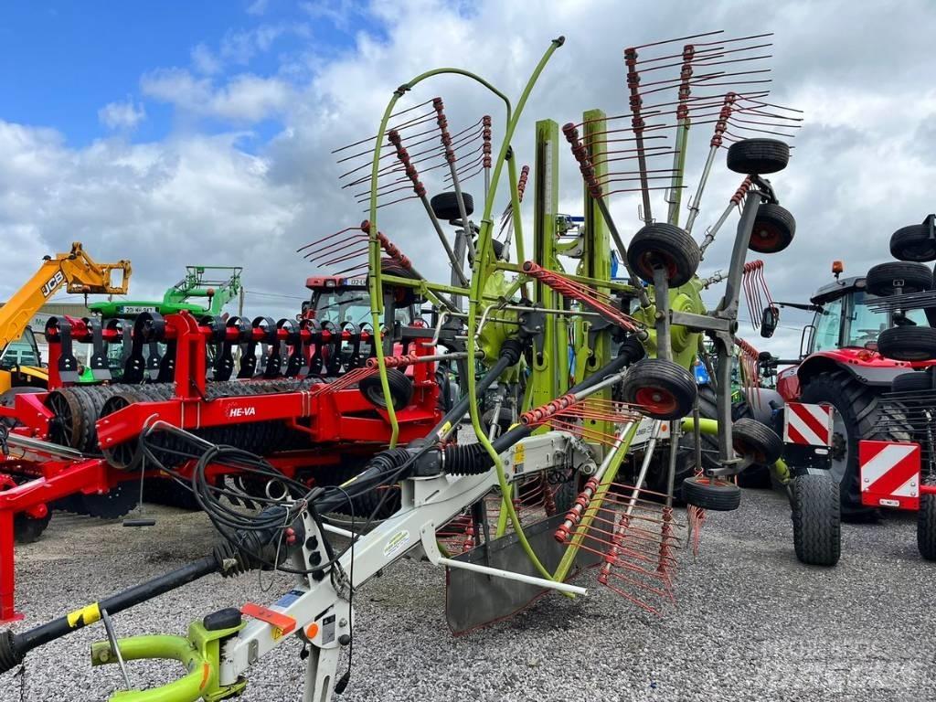CLAAS Liner 2900 Rakes and tedders
