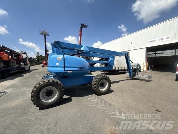 Manitou 200ATJ Articulated boom lifts