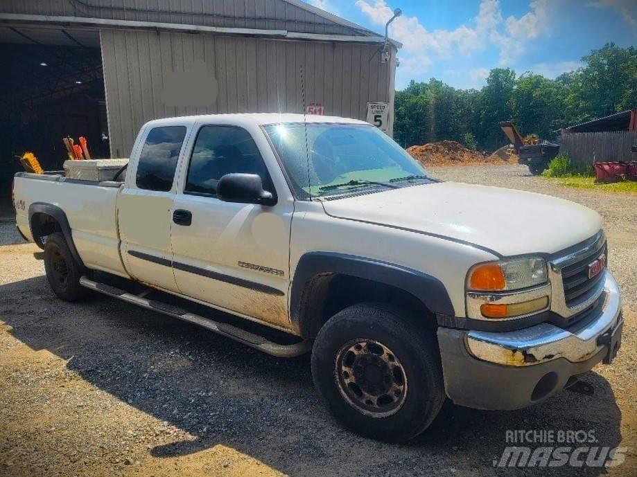 GMC 2500 HD Pickup Trucks