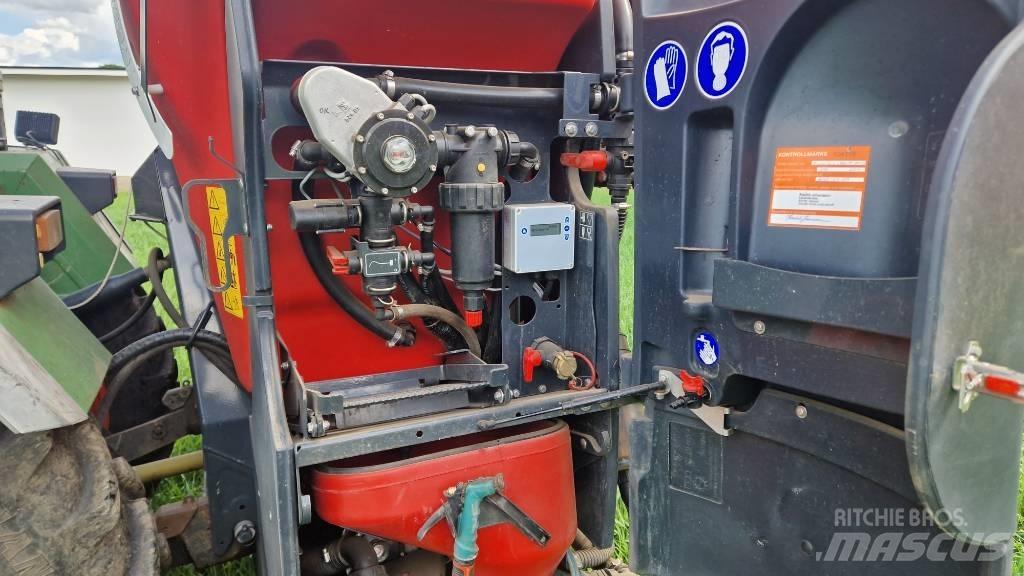 Kverneland B18 Mounted sprayers