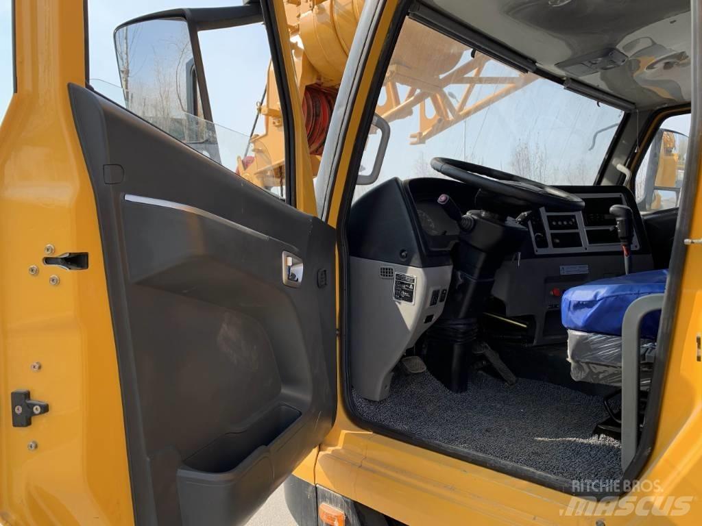 XCMG QY55KA Mobile and all terrain cranes