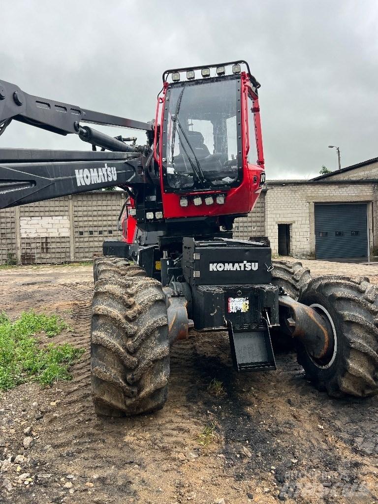 Komatsu 901 XC Harvesters