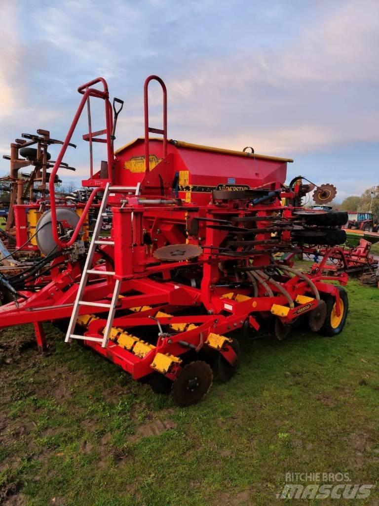 Väderstad 400S Farm Drills