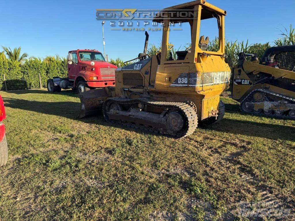 CAT D 3 G LGP Crawler dozers
