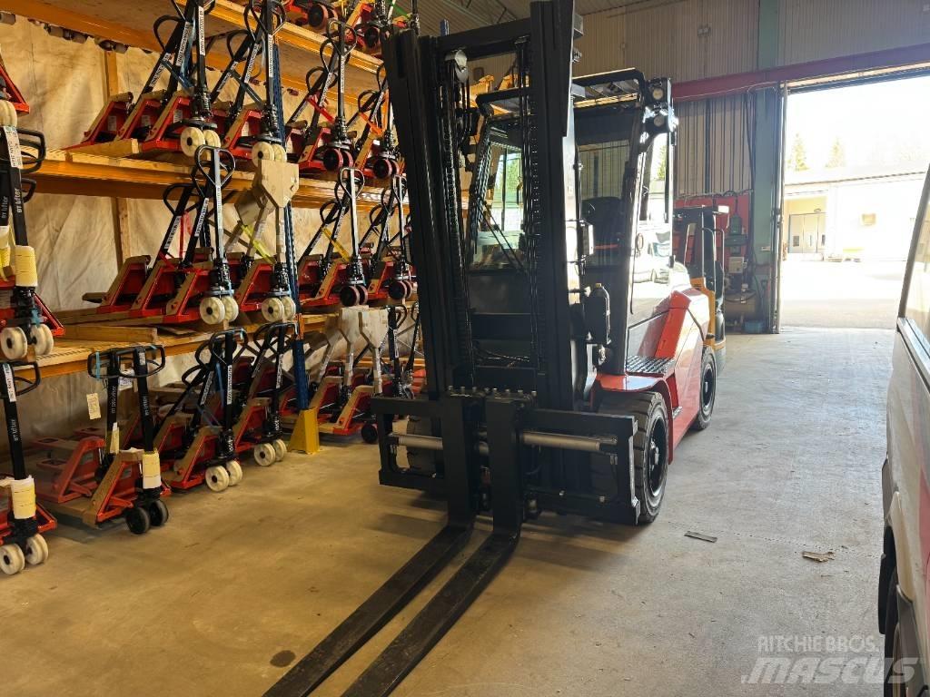 Toyota 9 FBM 60 T Electric Forklifts