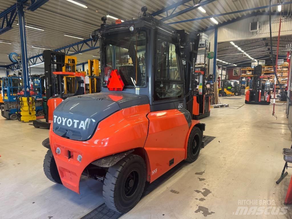Toyota 9 FBM 60 T Electric Forklifts
