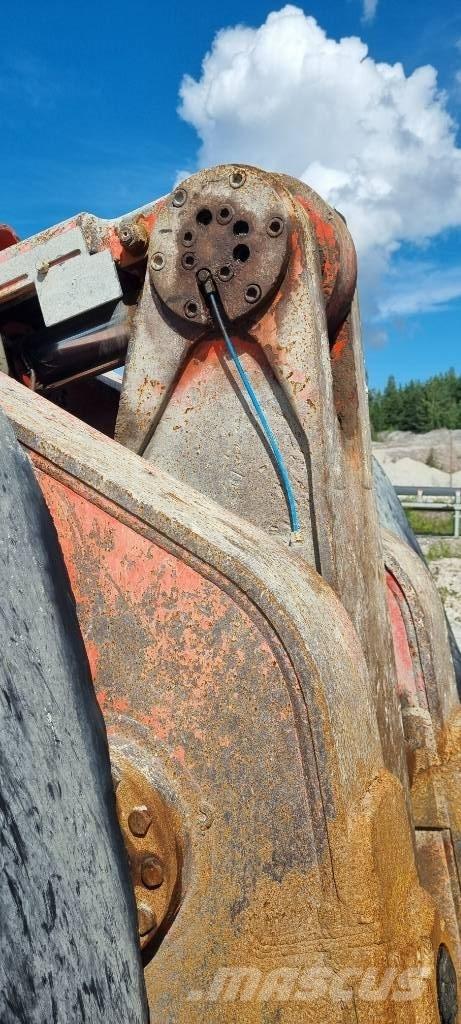 Sandvik LH 410 Mining Loaders