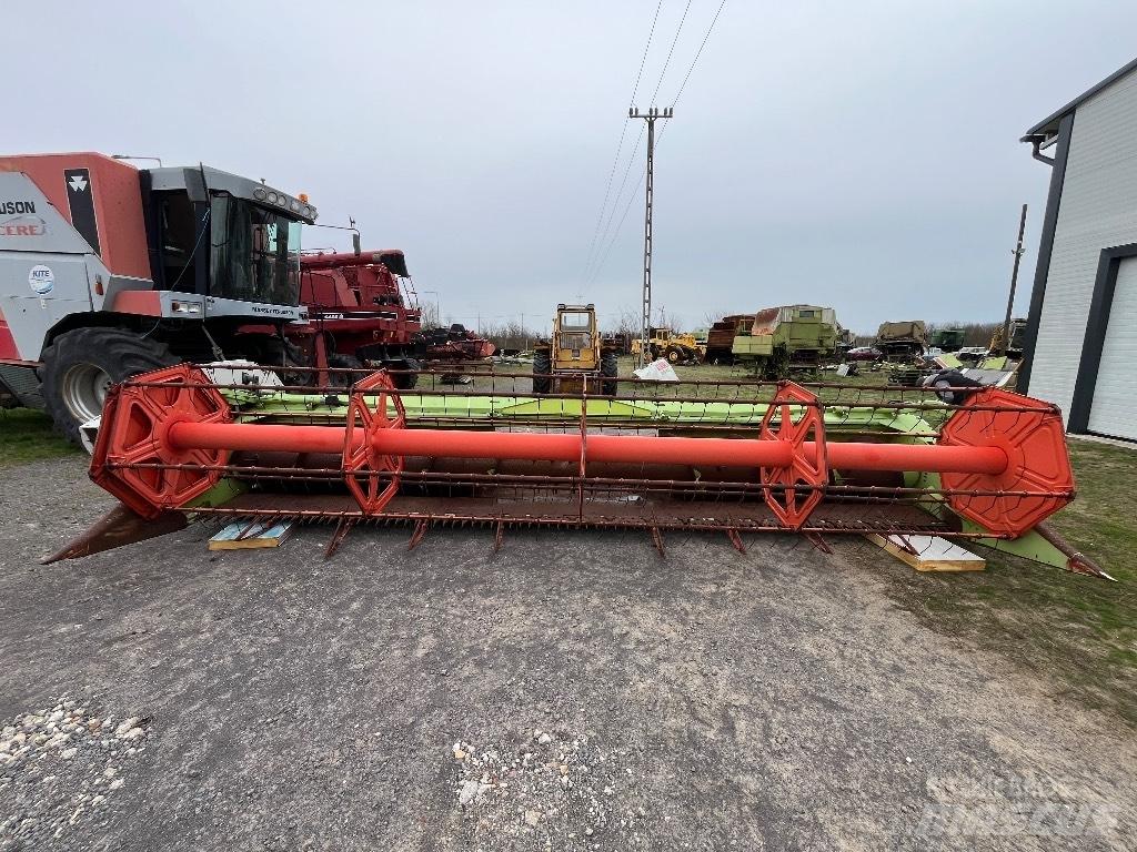 CLAAS C 600 Harvester Headers