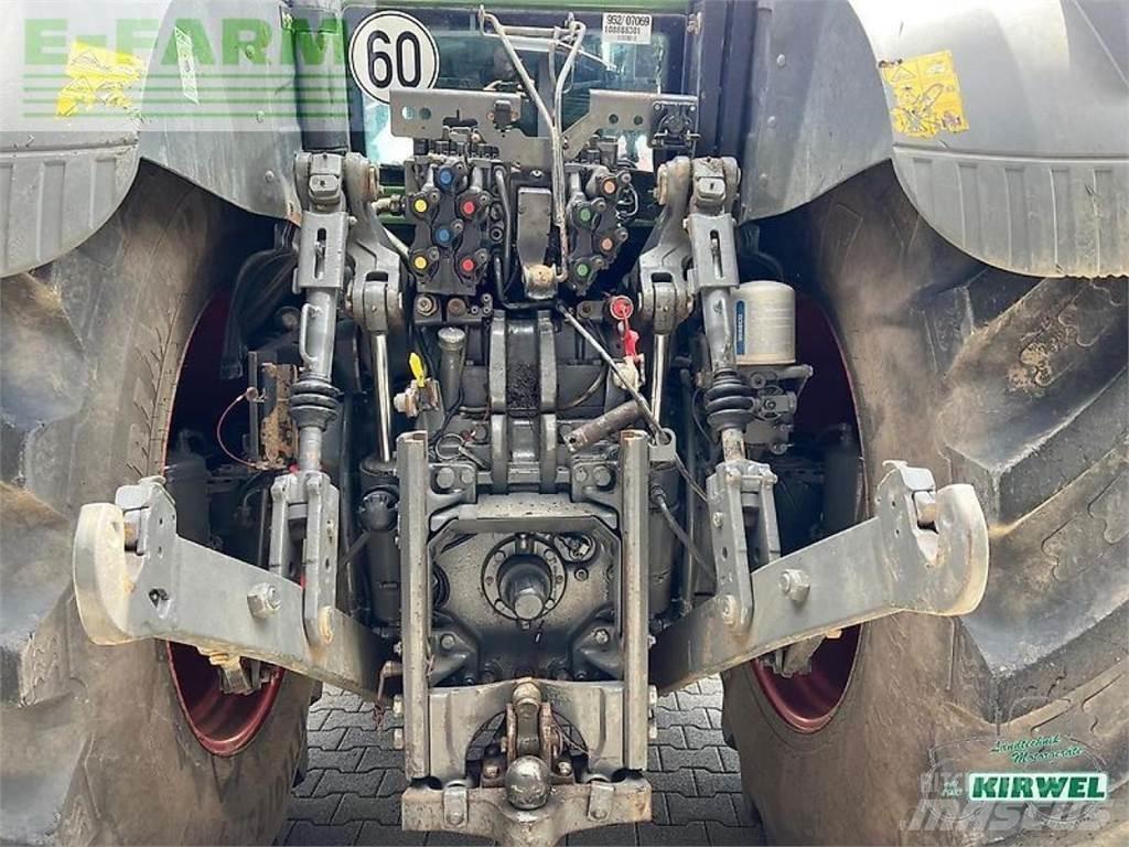 Fendt 933 vario s4 Tractors