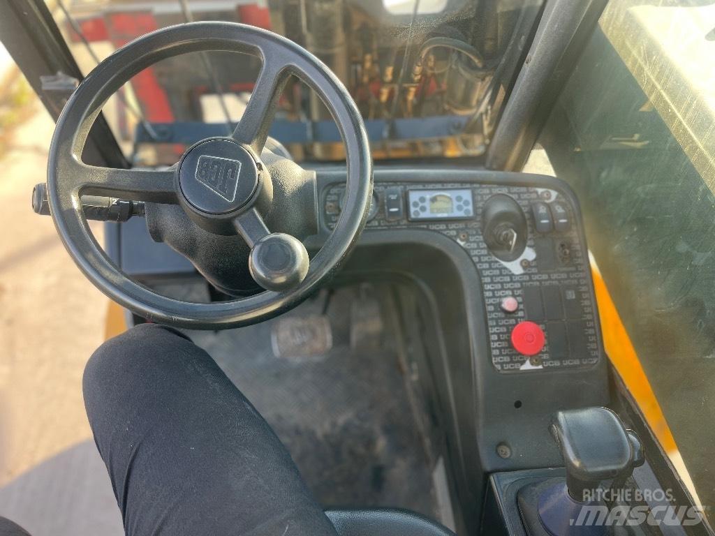 JCB TLT 35 D / 4x4 Telescopic Handlers