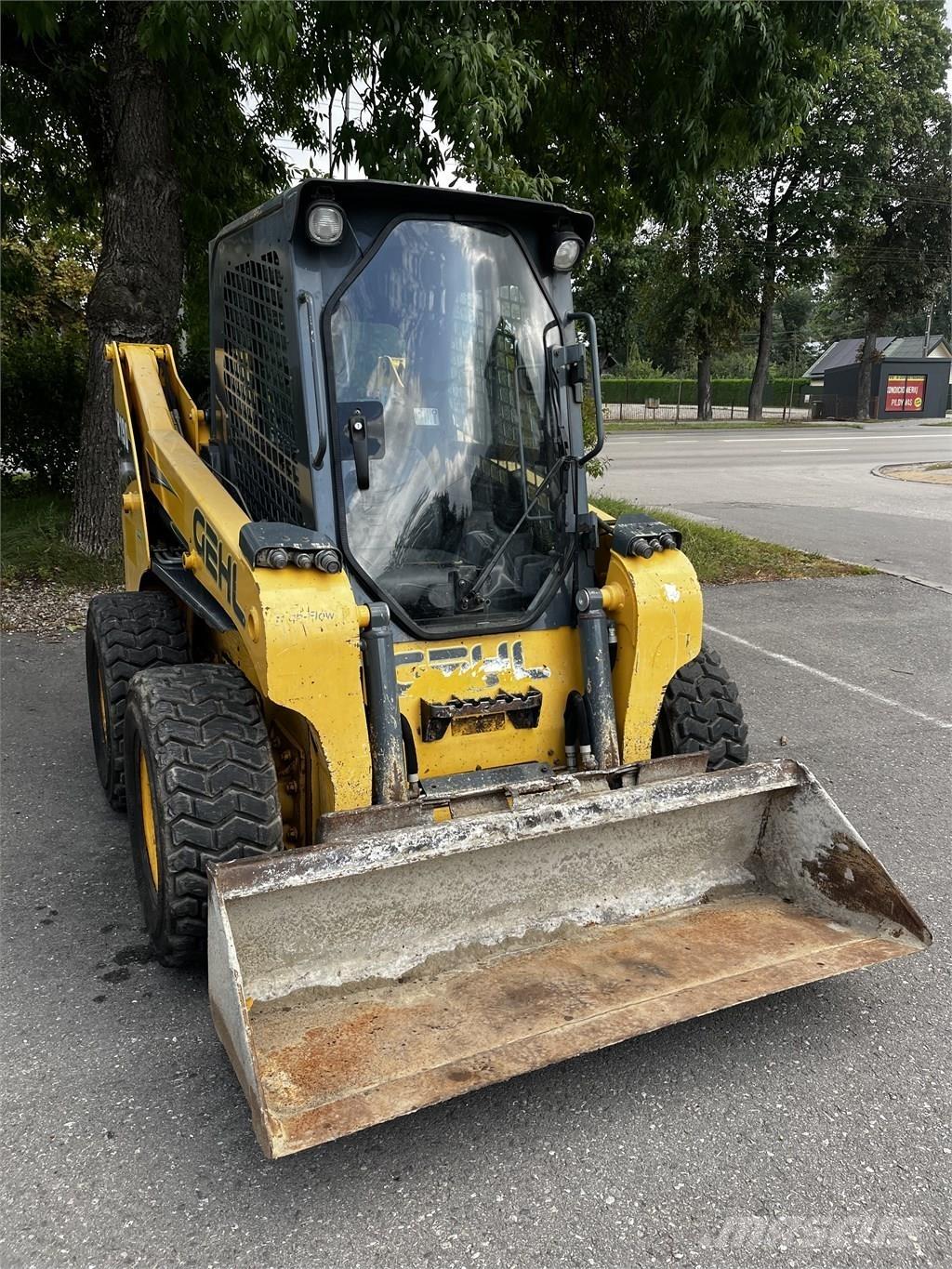 Gehl R 190 Skid Steer Loaders