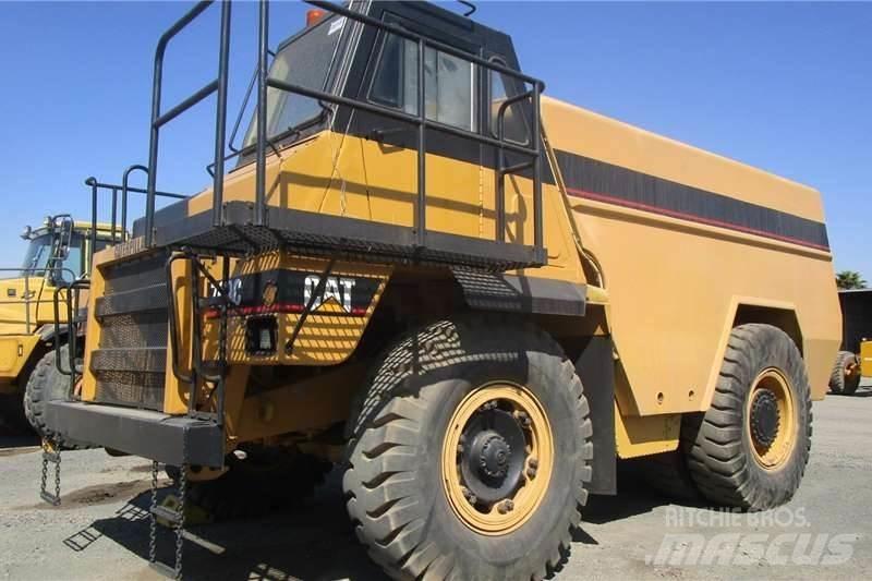 CAT 769C Tank Trucks
