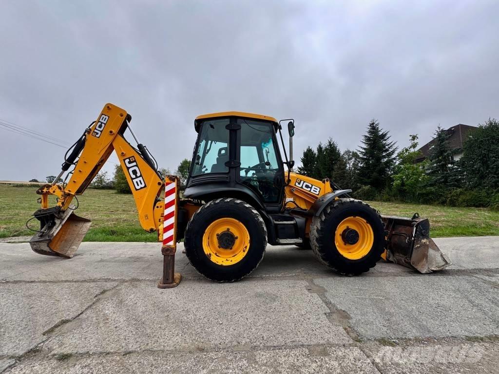 JCB 4CX Backhoe Loaders