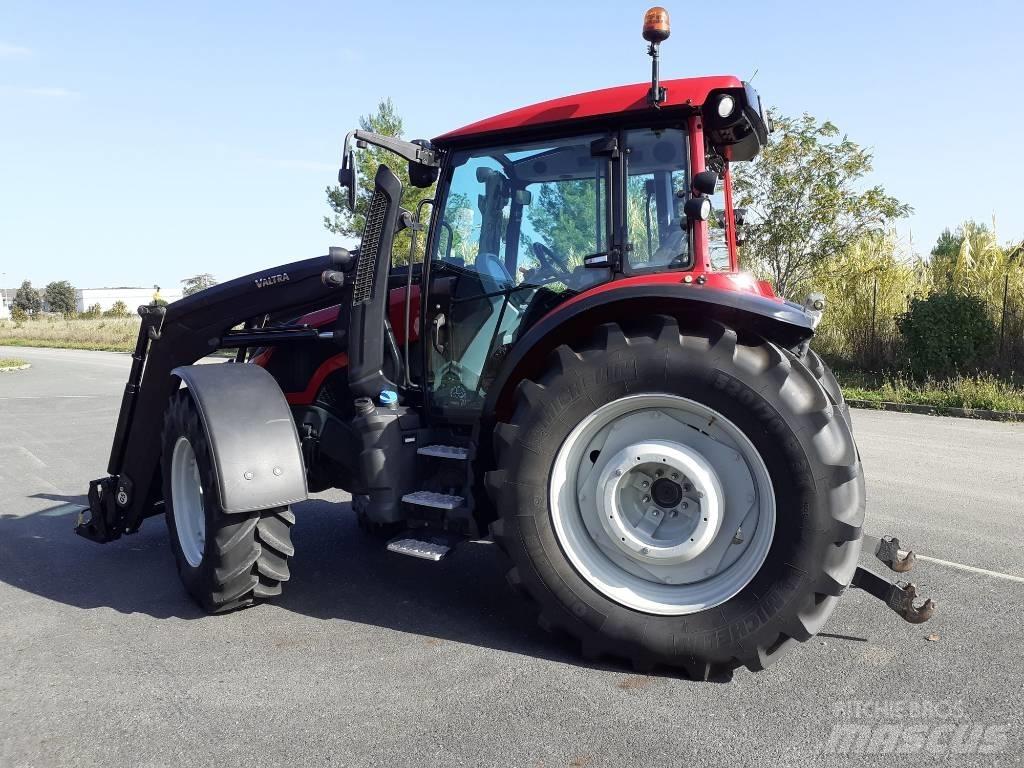Valtra G 115 Active Tractors