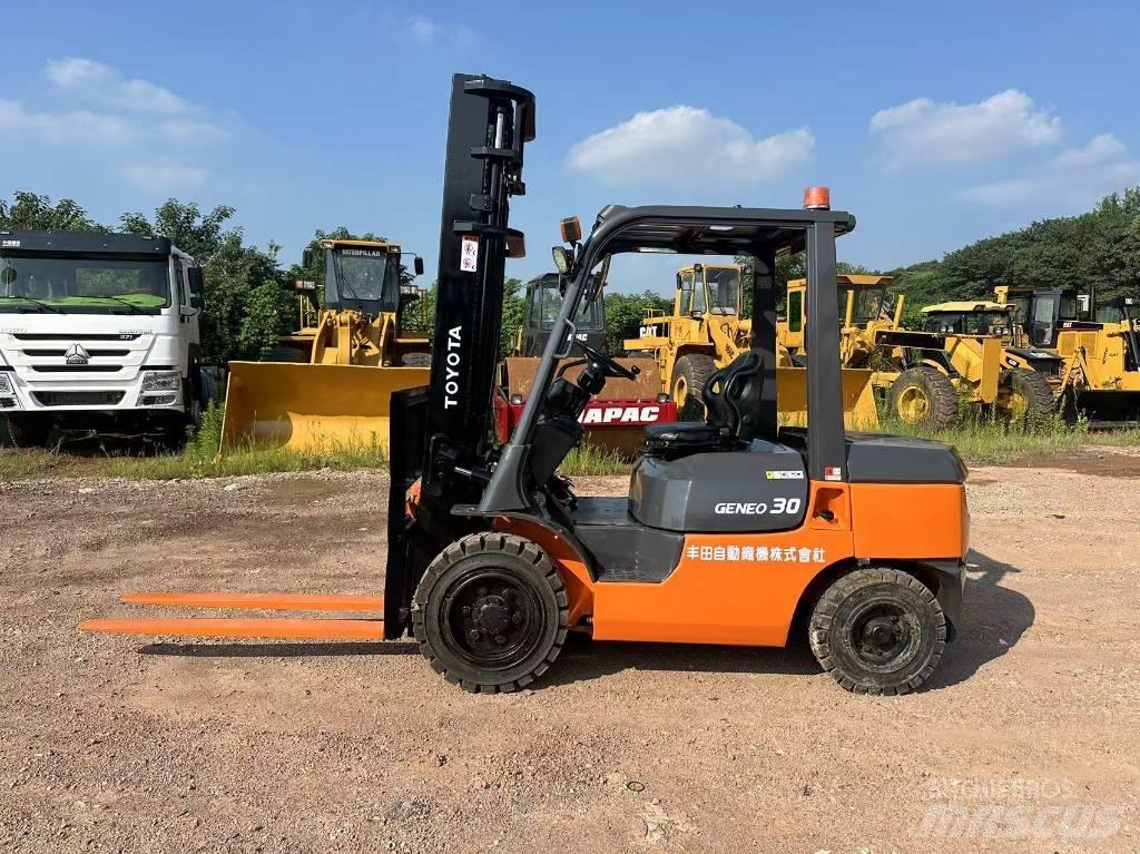 Toyota FD 30 Diesel Forklifts
