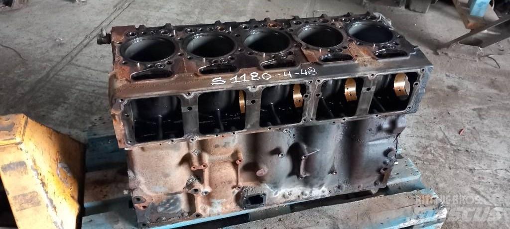 Scania P 360.  2251976 Engines