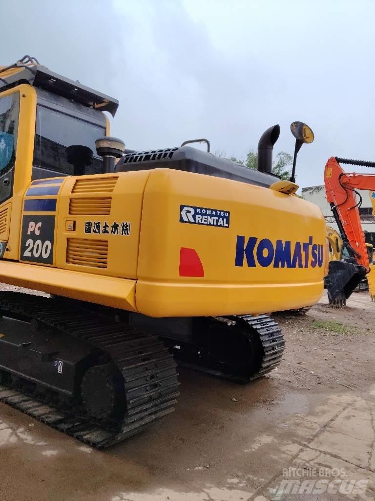 Komatsu PC200-8 Crawler Excavators