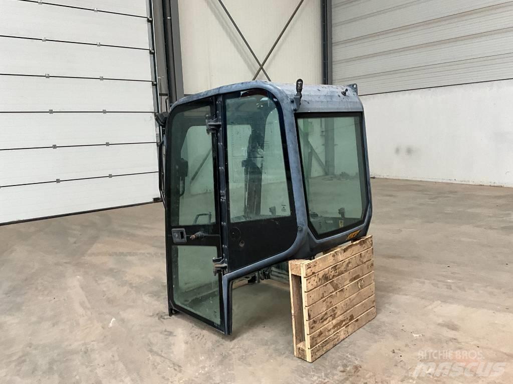 Kubota U 27-4 Forestry Cabin