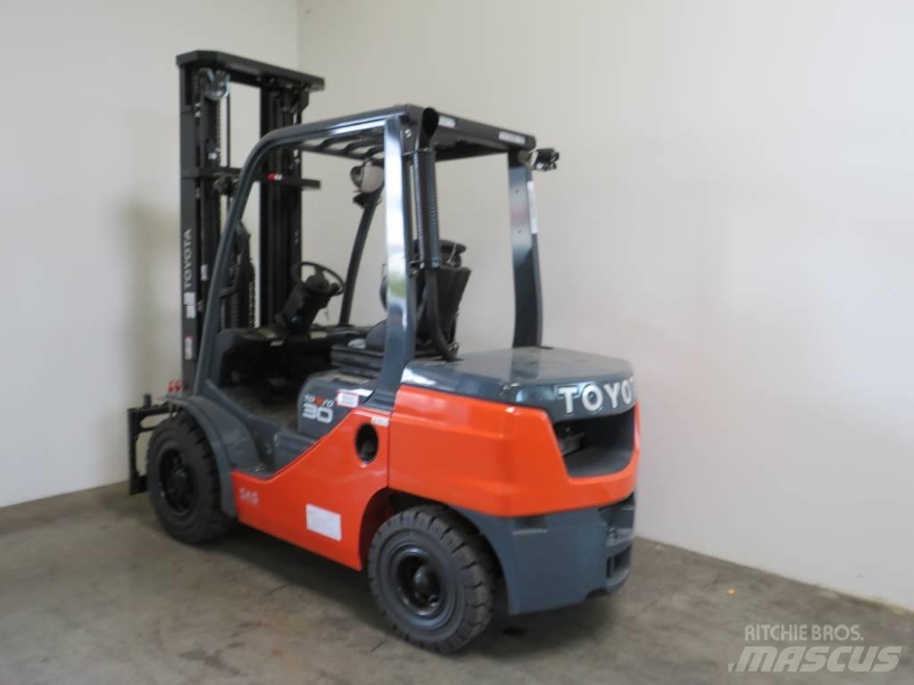 Toyota 8 FD F 30 Diesel Forklifts